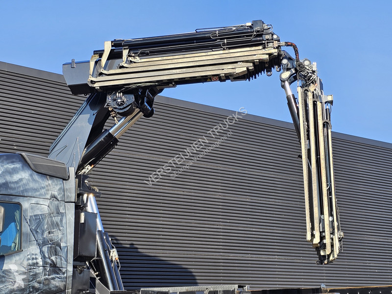 Kamion Volvo 8x2-6 / FASSI F1650 / JIB + WINCH...