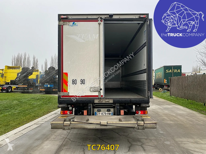 Camion Renault D 210