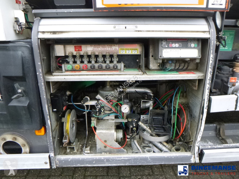Camion MAN TGS 6X2 RHD fuel tank 20 m3 / 4 comp