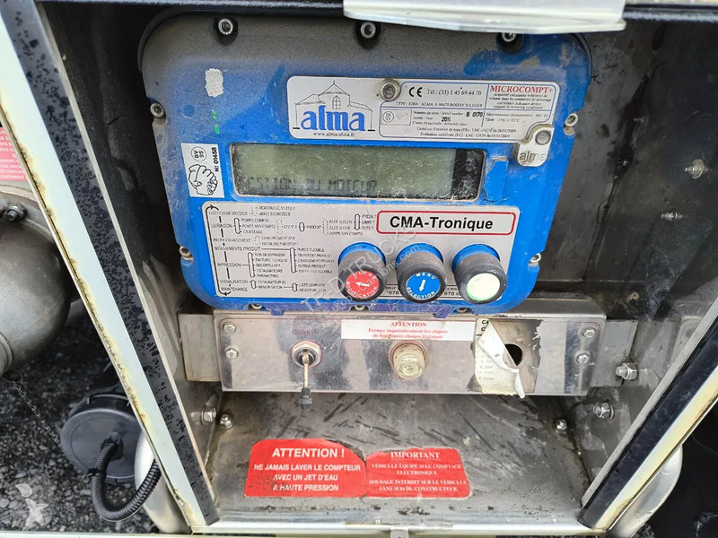 Camion Renault 270 DXI 11000L FUEL/CARBURANT -...