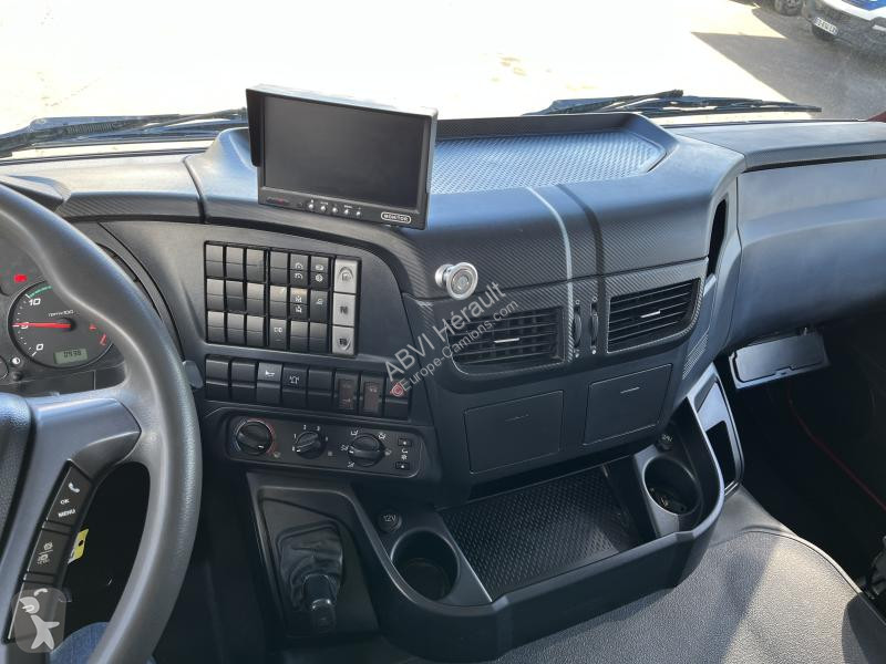 شاحنة Iveco AD340X46ZHR