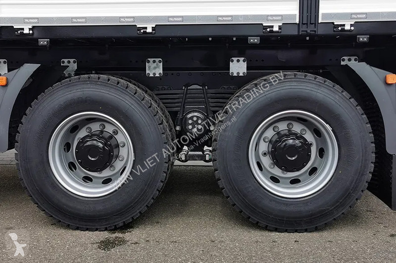 Camión MAN 33.400 BB CH Crane Truck (10 units)