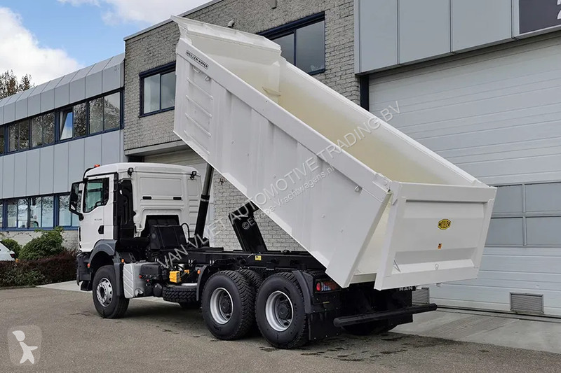 Kamion MAN 33.400 BB CH Tipper Truck (9 units)