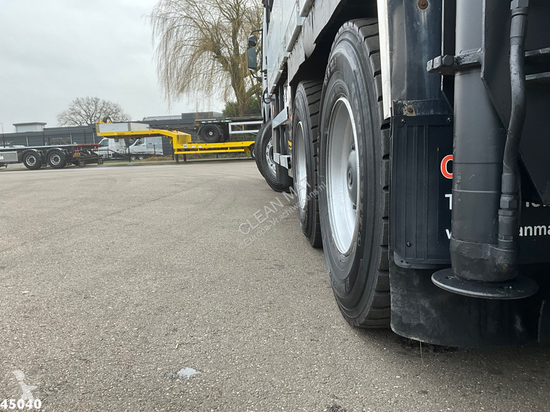 Camion Mercedes 4141 8x4 manual Hiab 32...