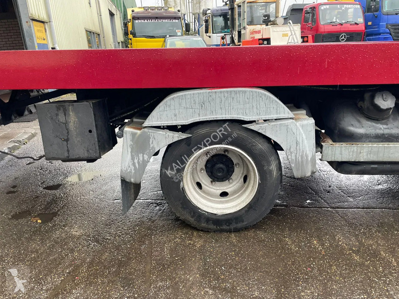 Vrachtwagen Mercedes 815 Recovery Truck Manual...