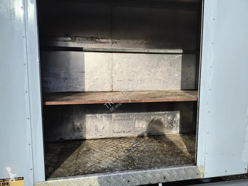 Camion Mercedes 815 GARDEN - MATERIAL BOX - RAMPS