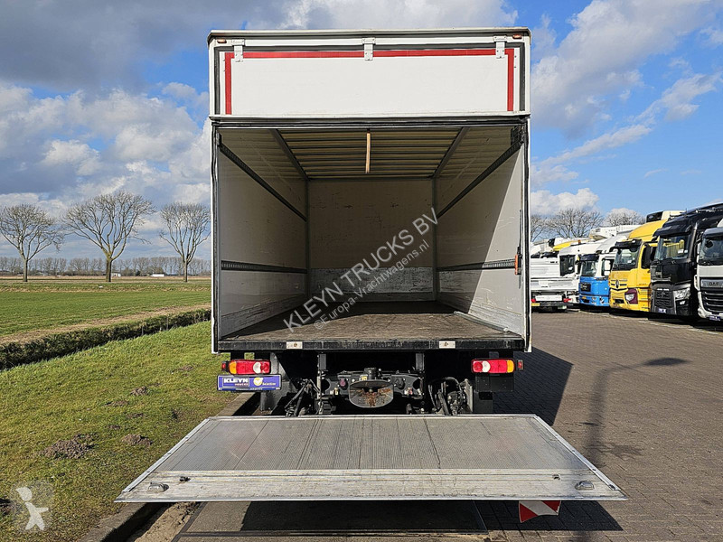 Kamion Iveco 140E28 EUROCARGO 3 SEATS AIRCO 88 TKM