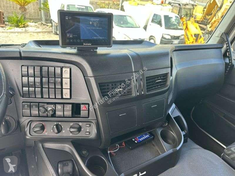 شاحنة Iveco 460