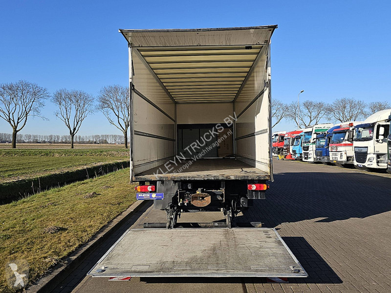 Kamion Iveco 120E25 EUROCARGO 3 SEATS AIRCO LIFT