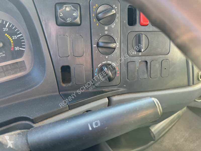 Vrachtwagen Mercedes Atego 818 K 4x2 Atego 818...