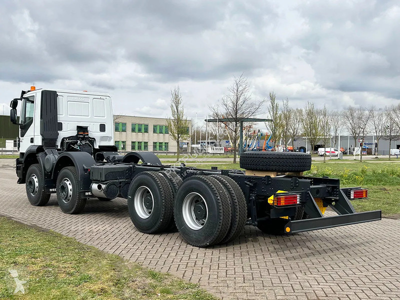 Kamion Iveco 410T42 Mixer Chassis Cabin (6 units)