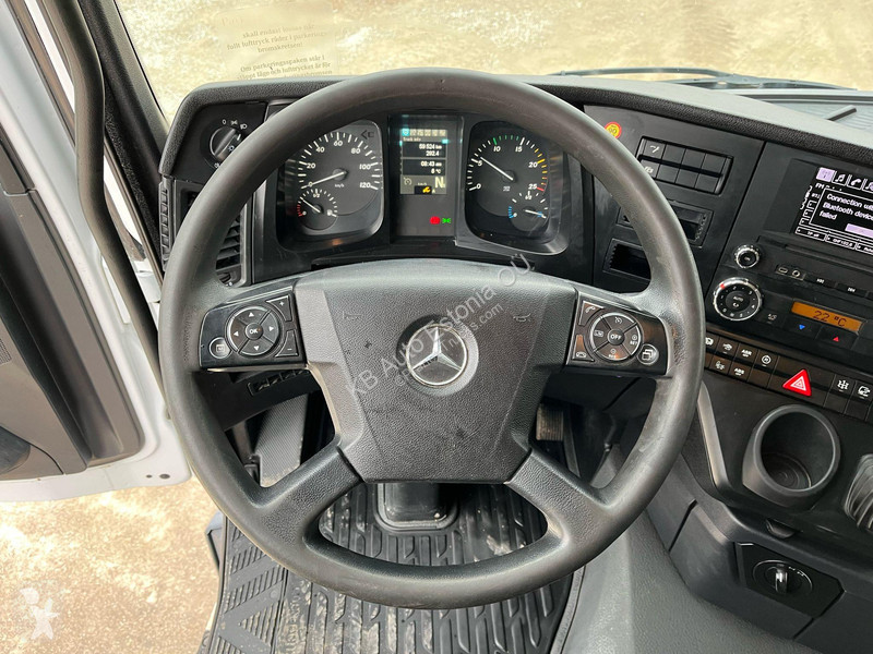Kamion Mercedes Arocs 4151 8x4 BORDMATIC / FULL...