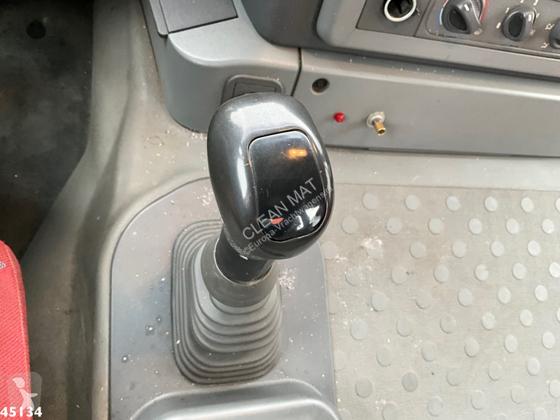 Camion Iveco AD410T44 8x4 Palfinger 44 Tonmeter...