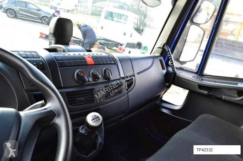 Camião Iveco EUROCARGO 75-160 PRONTA CONSEGNA