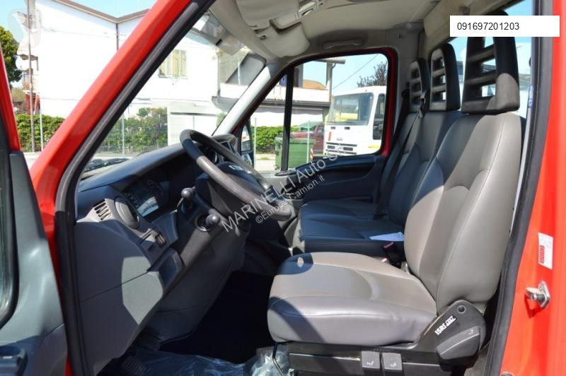 عربة نفعية Iveco 35C13 BTor 2.3 HPT TELAIO PARI...
