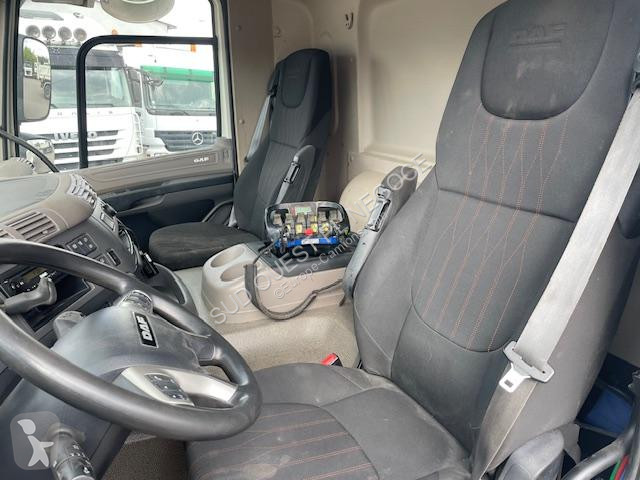 Camion DAF 410