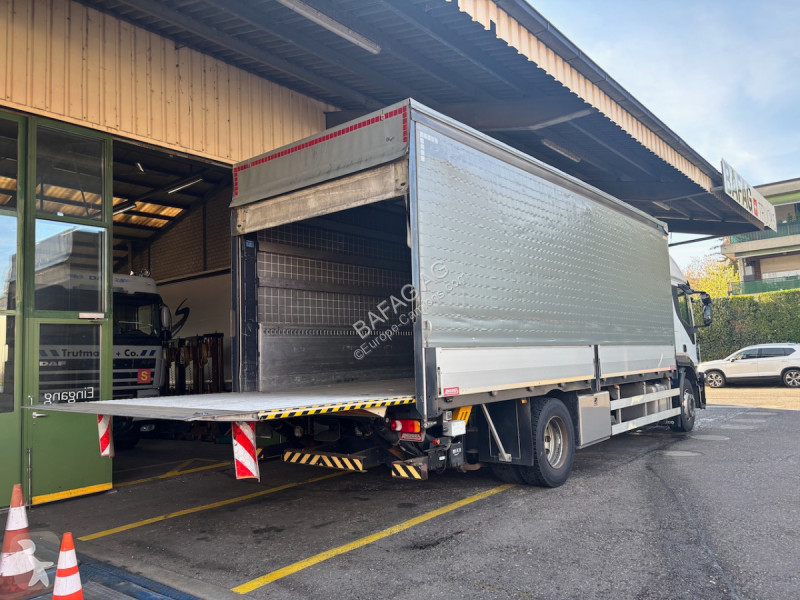 Kamion Iveco 190s40 stralis