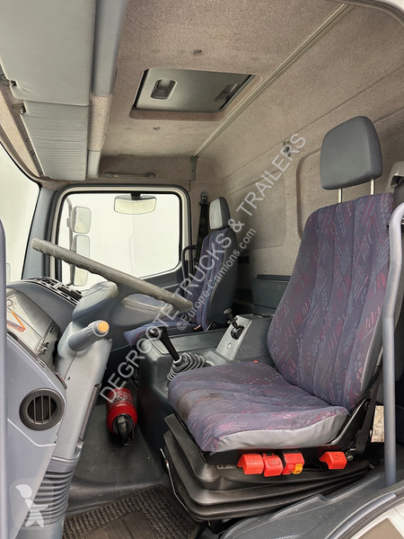 Camion Mercedes 815