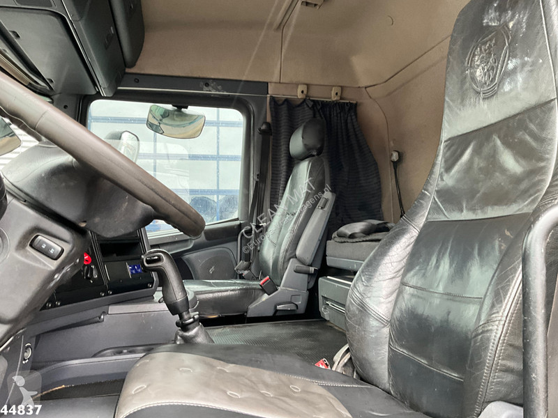 Camion Scania 480 8x4 HMF 60 Tonmeter laadkraan...
