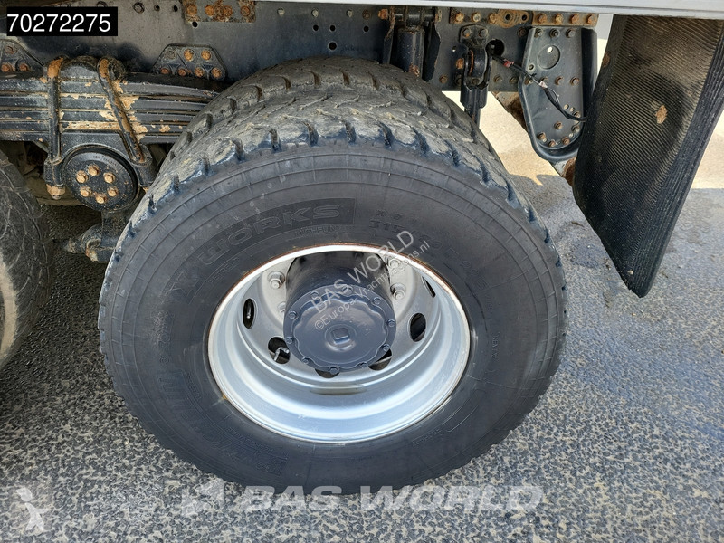 Camion MAN 41.430 8X6 23m3 Manual Big-Axle...