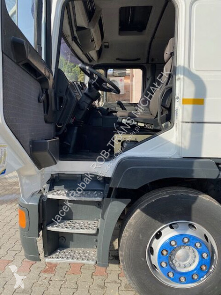 Camion MAN F 2000 /