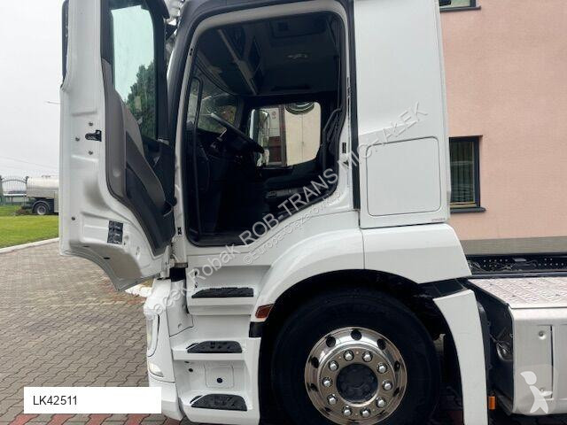 Camion Mercedes 18-46