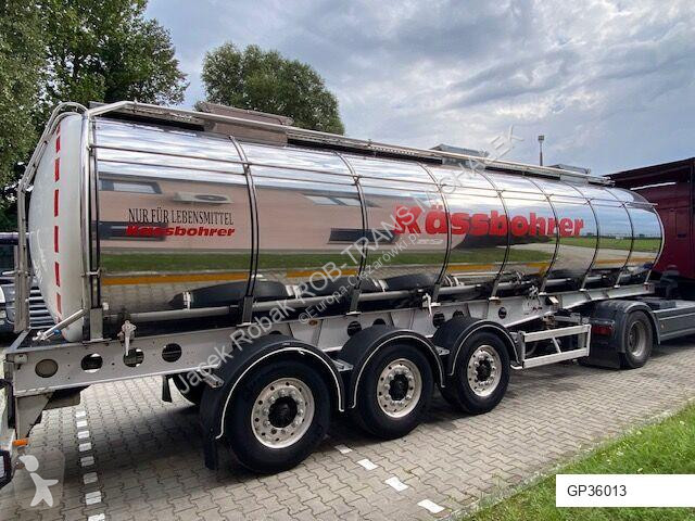 Camion Kässbohrer KA-INB