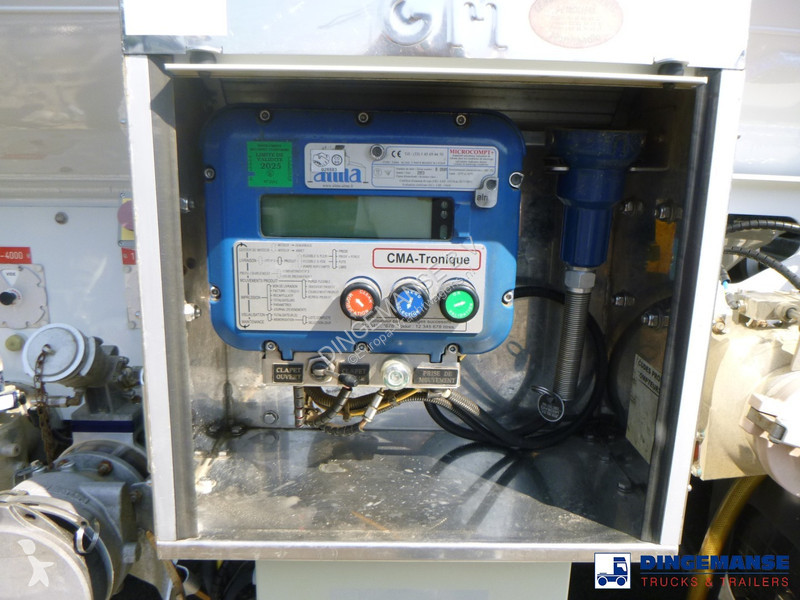 Vrachtwagen Renault 310 dxi 6x2 fuel tank 18.5...
