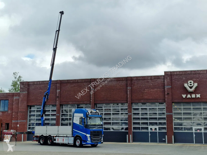 Kamion Volvo 13540 Globetrotter 6x4 - HMF 1920K...