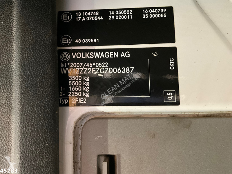 Camion Volkswagen 35 2.0 Manual met Oprijramp