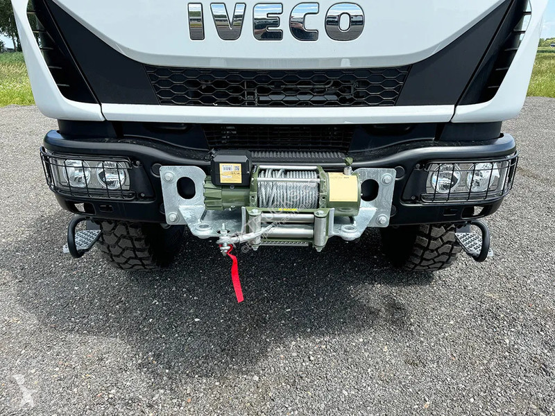 شاحنة Iveco EuroCargo 150 Flatbed with Sides