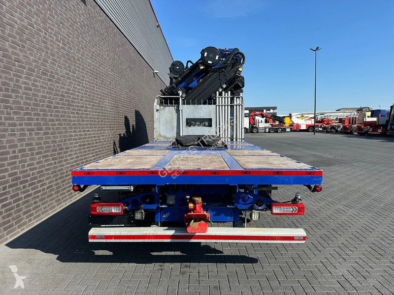 Camion Volvo 8X4 TREKKER / BAKWAGEN MET...