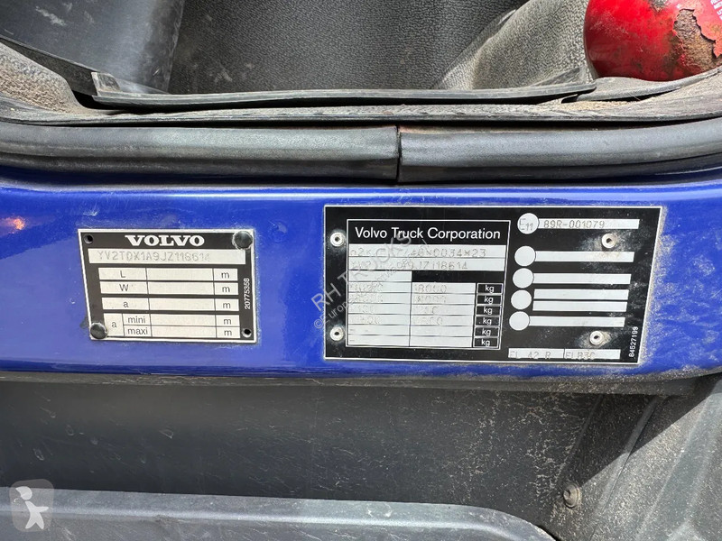 Kamion Volvo 250 4X2 EURO 6 DHOLLANDIA LIFT +...