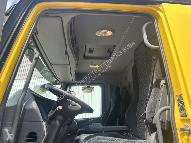 Kamion Mercedes Actros 3348 AK 6x6 Actros 3348...