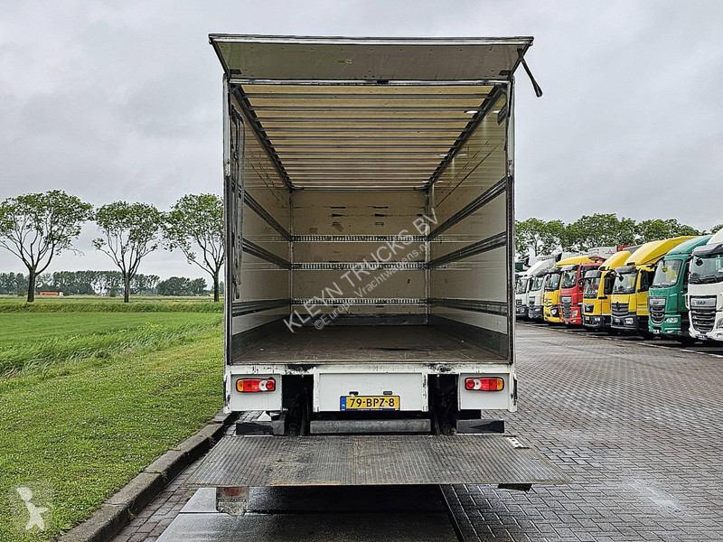 Kamion Renault D 240 11.9T AIRCO TAILLIFT