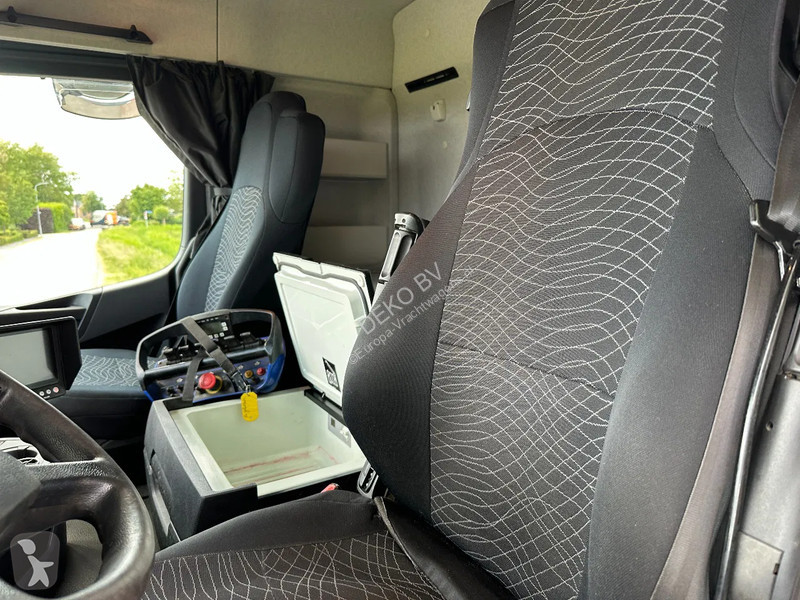 Kamion Mercedes 3251 8x4 TRIPLE!!26TM...