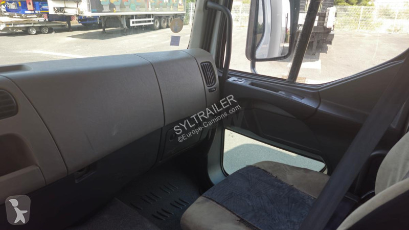 Camion Renault 270 DXI