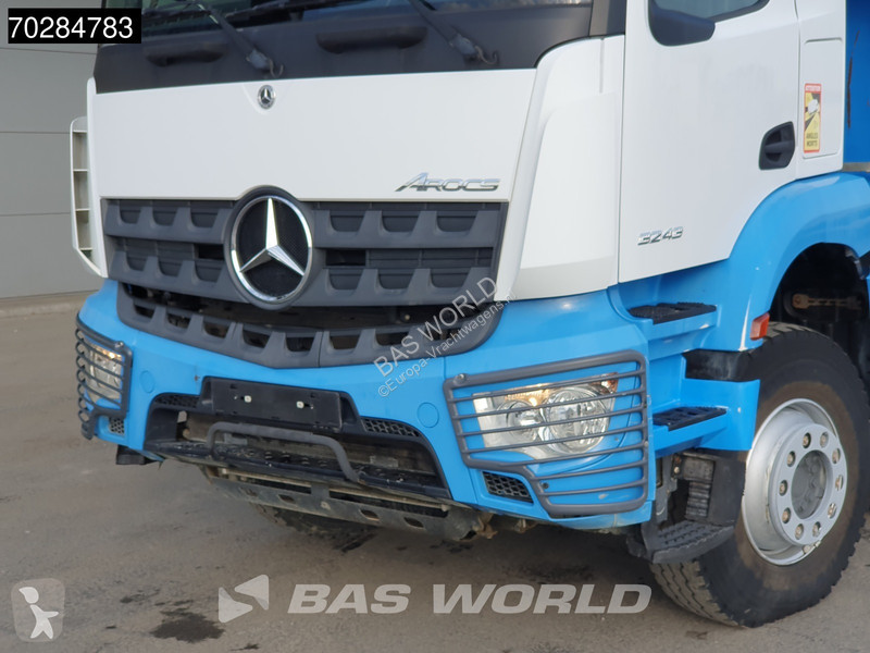 Camion Mercedes 3243 8X4 14m3 2-side tipper...