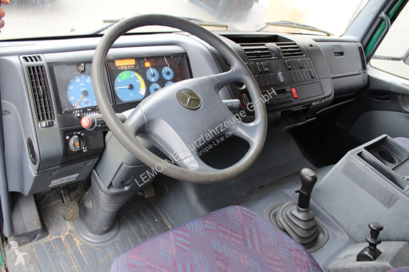 Kamion Mercedes 1523 4x2 Koffer +AHK kein 1517...