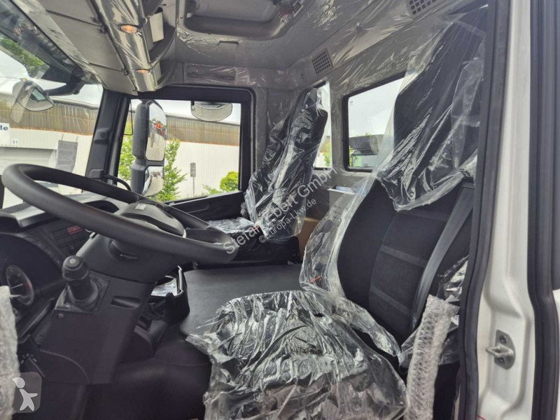 Kamion Iveco X-Way AD200X42/P HR OFF Hiab...