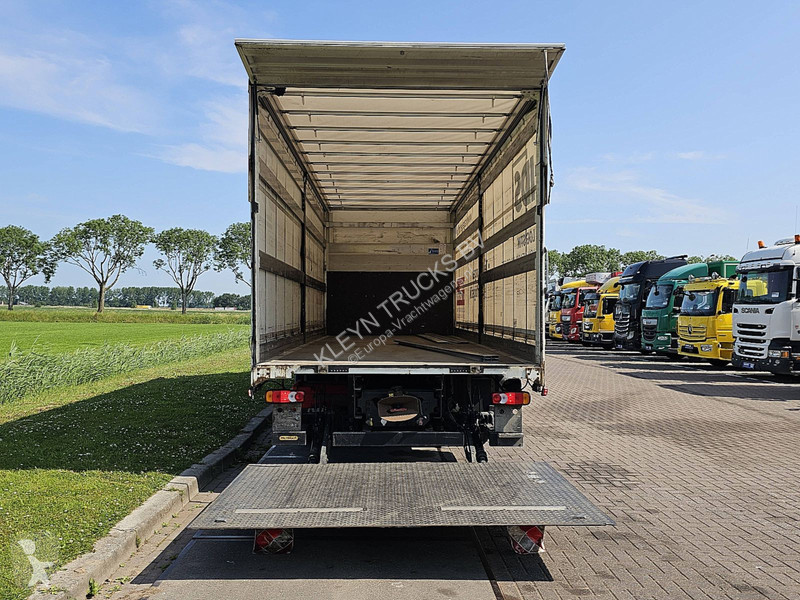 Camion DAF 290 16T
