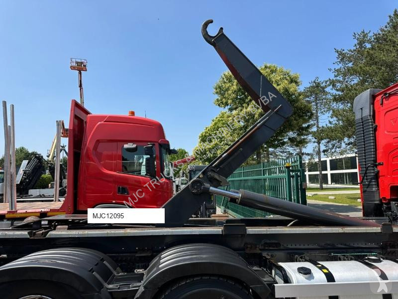 Kamion Volvo 6x4 HOOKLIFT 20T - RETARDER - LIFT...