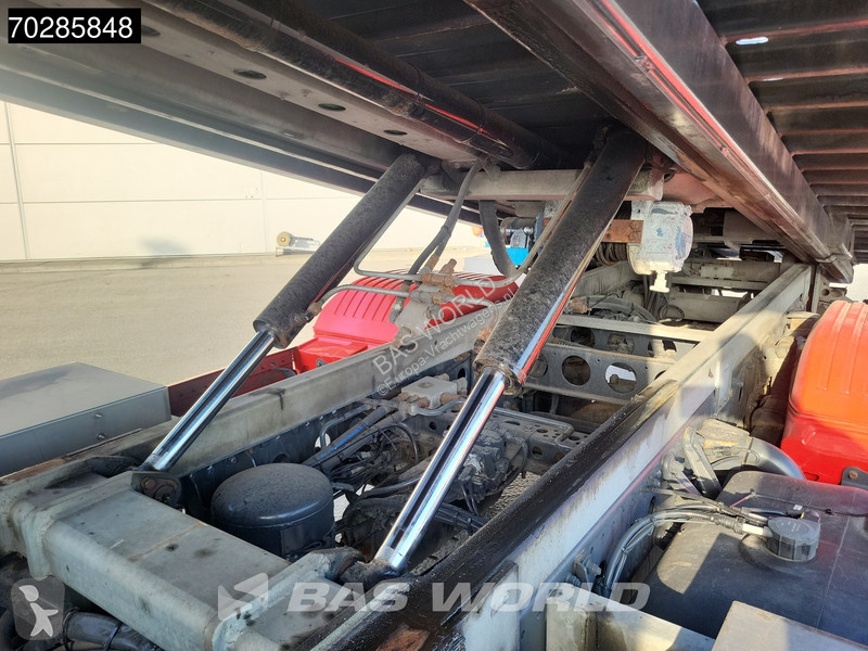 Camion Mercedes 1224 4X2 Monza Abschleppwagen...
