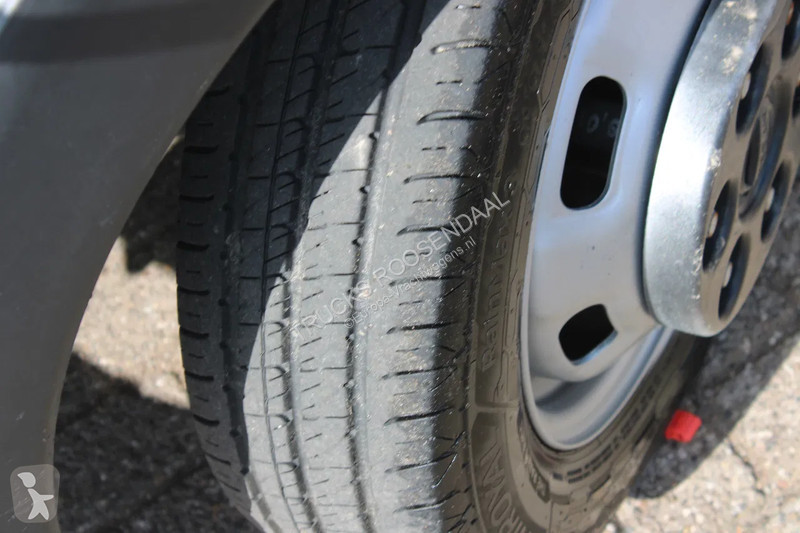 Camion Nissan 45.13 + EURO 4 + KIPPER + ANUAL