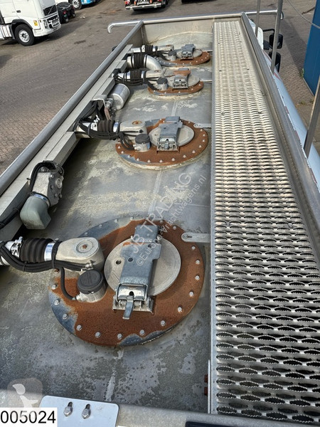 Kamion Renault 270 EURO 5, ADR, FUEL, 13.390...