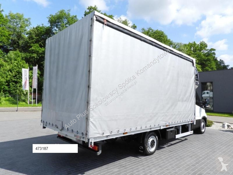Véhicule utilitaire Iveco DAILY 35S18 PLANDEKA...