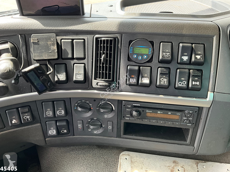 Camion Volvo FM 330 HMF 16 Tonmeter Z-kraan