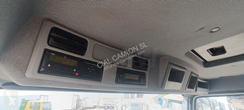 Kamion Mercedes 1218