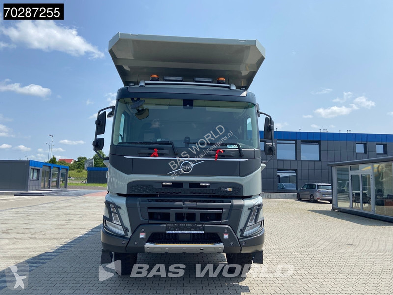 Camion Volvo 500  8X4 23m3 KH-Kipper Rock Bull...