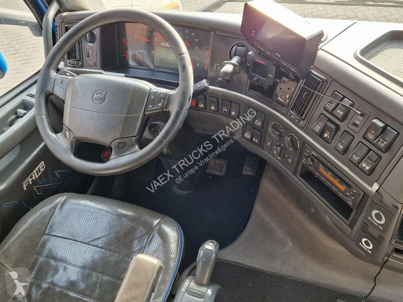 Camion Volvo 16700 Globetrotter 6x2*4 -...